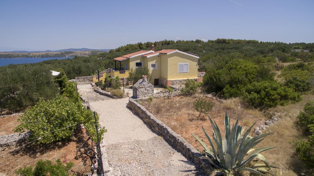 Holiday House Rusticana Sali, Dugi Otok Near Np Kornati Eksteriør bilde