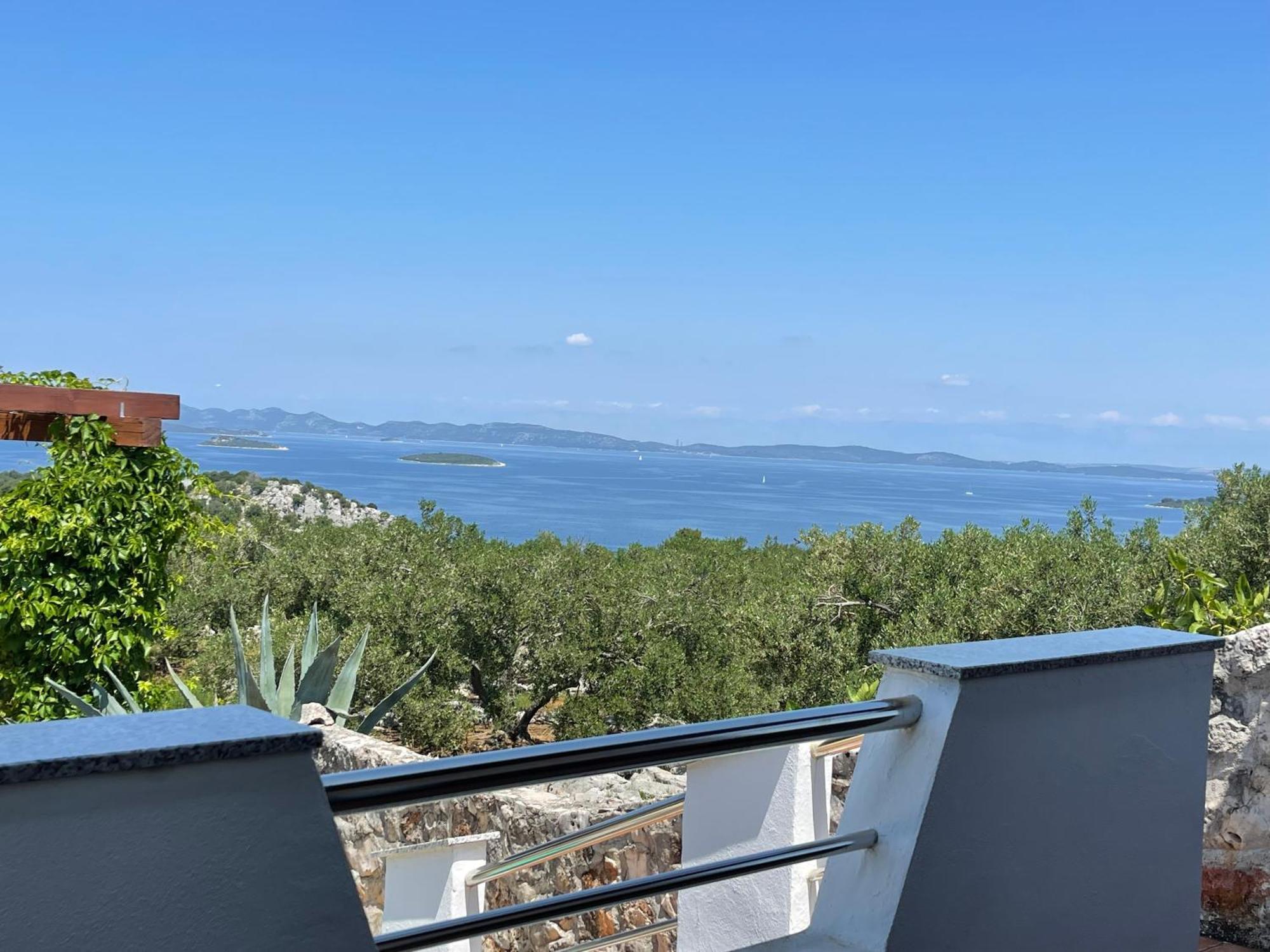 Holiday House Rusticana Sali, Dugi Otok Near Np Kornati Eksteriør bilde